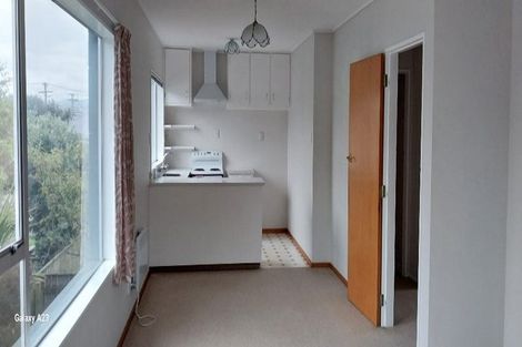 Photo of property in 218u8 Onepu Road, Lyall Bay, Wellington, 6022