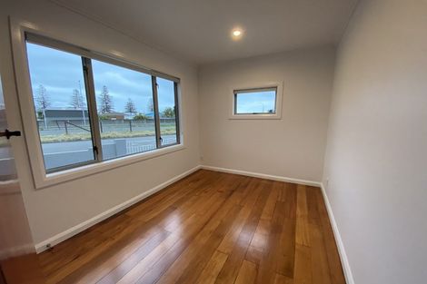 Photo of property in 6 Kenny Avenue, Ahuriri, Napier, 4110
