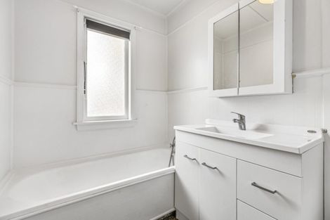 Photo of property in 2 Gibson Road, Tuakau, 2121