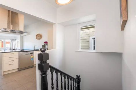 Photo of property in 178 Tasman Street, Mount Cook, Wellington, 6021