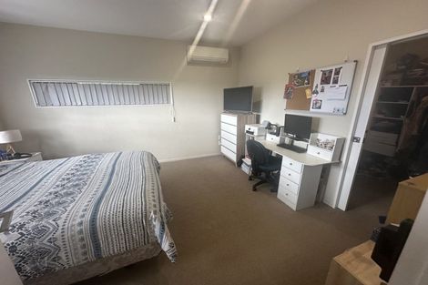 Photo of property in 26 Midhurst Avenue, Henderson, Auckland, 0612