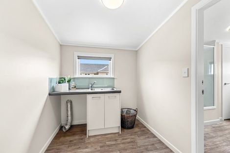 Photo of property in 43 Biddle Crescent, Taita, Lower Hutt, 5011