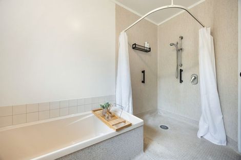 Photo of property in 164 Massey Street, Frankton, Hamilton, 3204