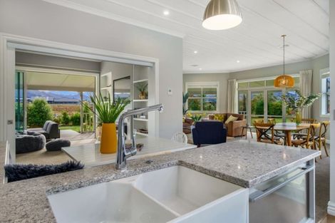 Photo of property in 2 Hidden Hills Drive, Wanaka, 9305