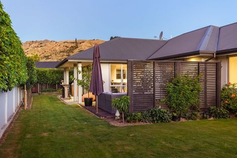 Photo of property in 50 Erskine Street, Lake Hayes, Queenstown, 9304
