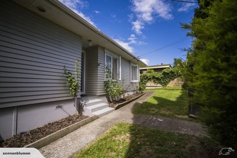 Photo of property in 1/39 Lancaster Road, Beach Haven, Auckland, 0626