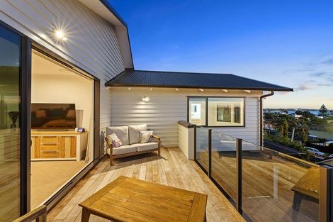 Photo of property in 22 Morrow Avenue, Bucklands Beach, Auckland, 2012