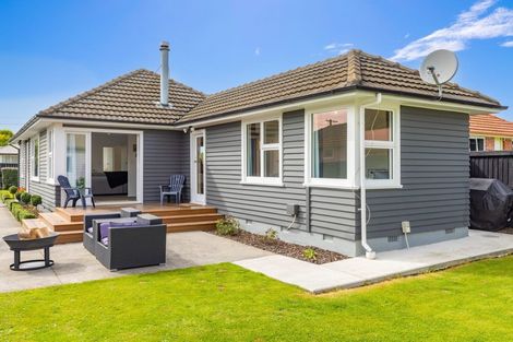 Photo of property in 14 Jocelyn Street, Casebrook, Christchurch, 8051