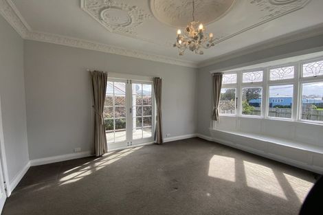 Photo of property in 8 Guthrie Street, Waterloo, Lower Hutt, 5011