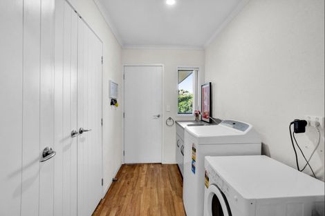 Photo of property in 3 Whenu Way, Bell Block, New Plymouth, 4312