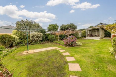Photo of property in 43 James Drive, Diamond Harbour,  8971