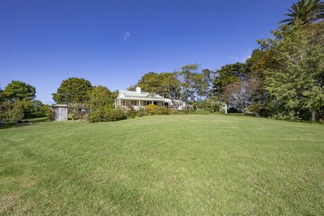 Photo of property in 2059 State Highway 16, Helensville, 0875