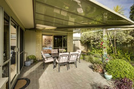 Photo of property in 10 Claridge Place, Taradale, Napier, 4112