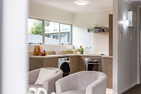 Photo of property in 126u6 Redwood Avenue, Tawa, Wellington, 5028