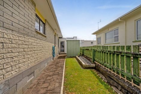 Photo of property in 19a Tukapa Street, Westown, New Plymouth, 4310