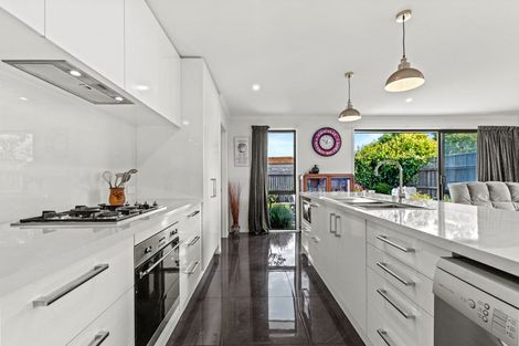 Photo of property in 414 Bower Avenue, Parklands, Christchurch, 8083