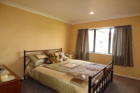 Photo of property in 14 Loveridge Place, Morrinsville, 3300