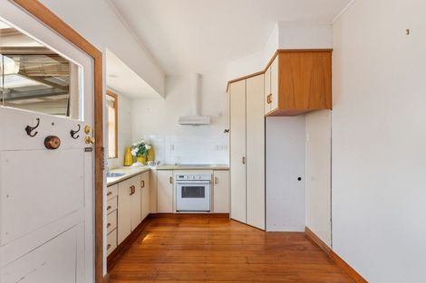 Photo of property in 407 Carrington Street, Upper Vogeltown, New Plymouth, 4310