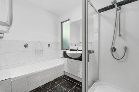Photo of property in 41a Palliser Lane, Browns Bay, Auckland, 0632
