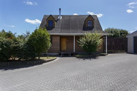 Photo of property in 24 Invergarry Road, Hilltop, Taupo, 3330
