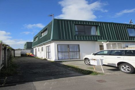 Photo of property in 103f2 Rongotai Road, Kilbirnie, Wellington, 6022