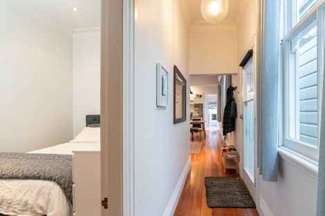 Photo of property in 70 Wallace Street, Mount Cook, Wellington, 6021