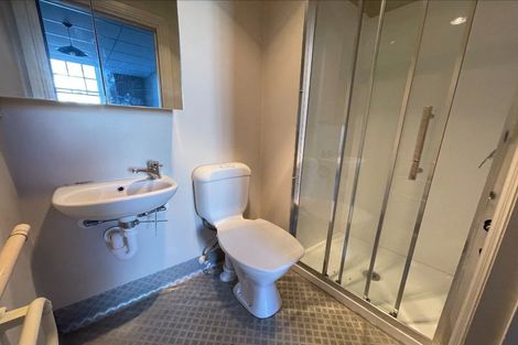Photo of property in 5 Anzac Avenue, Dunedin Central, Dunedin, 9016