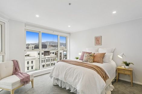 Photo of property in 7a/5 Kent Terrace, Mount Victoria, Wellington, 6011