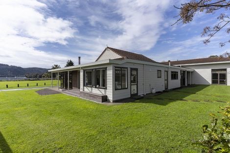Photo of property in 126 Patiki Place, Whangamata, 3620