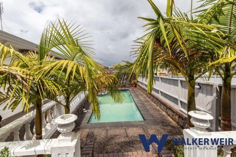 Photo of property in 58 Stanniland Street, Sunnyhills, Auckland, 2010