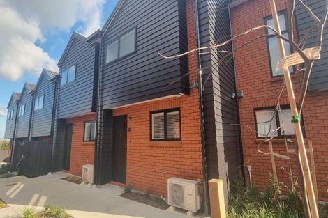 Photo of property in 2/13 Brough Road, Manurewa East, Auckland, 2102