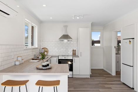 Photo of property in 2 Freebairn Street, Redwood, Christchurch, 8051