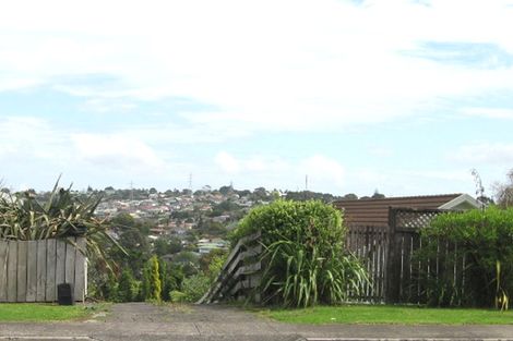 Photo of property in 36 Cedar Heights Avenue, Massey, Auckland, 0614