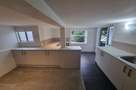 Photo of property in 1/31 Rangatira Road, Birkdale, Auckland, 0626