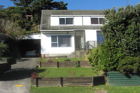 Photo of property in 18 Kingsley Street, Stokes Valley, Lower Hutt, 5019
