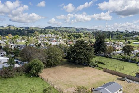 Photo of property in 13a Shanly Street, Waipawa, 4210