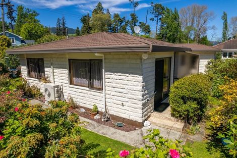 Photo of property in 10 Hobhouse Street, Stoke, Nelson, 7011