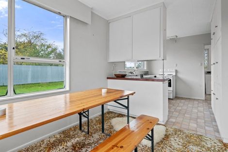 Photo of property in 6a Tait Place, Carterton, 5713