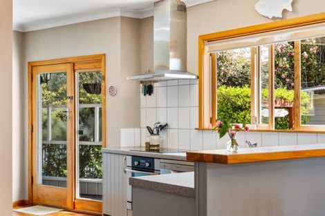 Photo of property in 716 Maxville Drive, Parkvale, Hastings, 4122