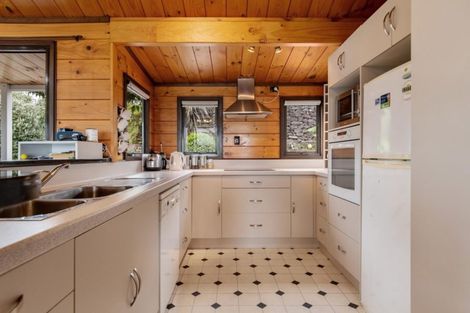 Photo of property in 11 Keam Way, Welcome Bay, Tauranga, 3112