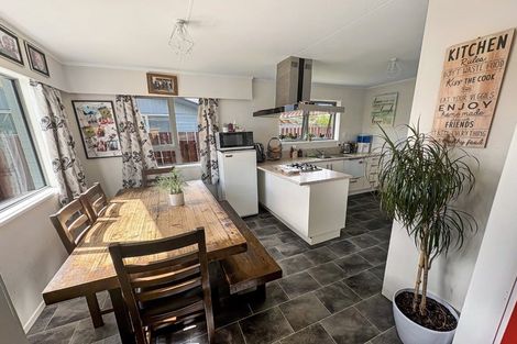 Photo of property in 68 Kennedy Drive, Levin, 5510