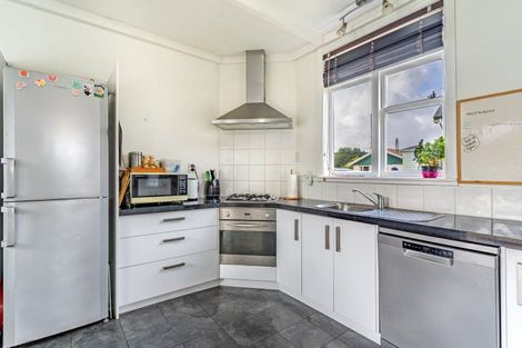 Photo of property in 27 Arthur Street, Winton, 9720