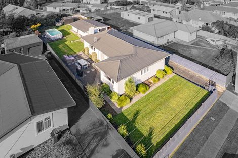 Photo of property in 20 Camellia Avenue, Aramoho, Whanganui, 4500