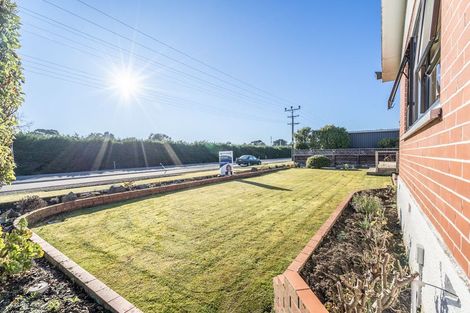 Photo of property in 207 Dunns Road, Otatara, Invercargill, 9879