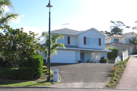 Photo of property in 11 Tyburn Lane, Unsworth Heights, Auckland, 0632