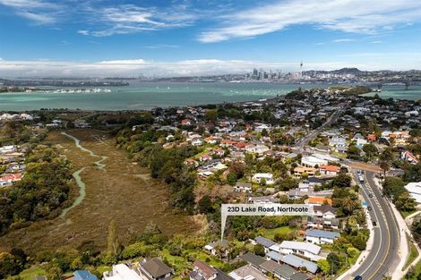 Photo of property in 1/23 Lake Road, Northcote, Auckland, 0627