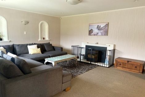 Photo of property in 13 Nutfield Lane, Cashmere, Christchurch, 8022