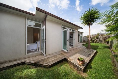 Photo of property in 3 Merlot Lane, Pukekohe, 2120