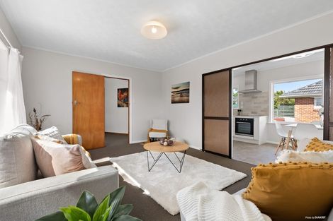 Photo of property in 51 Ramillies Place, Glenfield, Auckland, 0629