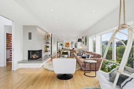 Photo of property in 20 Roscoe Terrace, Wadestown, Wellington, 6012